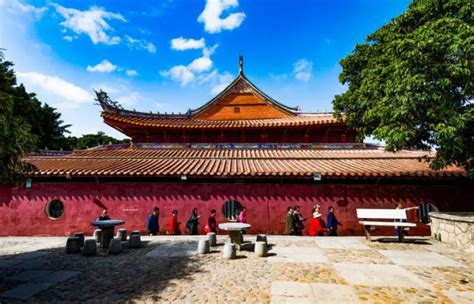  Kaiyuan Temple: En historisk oas med lugn i Quanzhous brus!