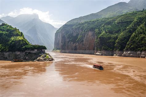  Yangtze River Skyway - En spektakulär promenad och en fantastisk utsikt över Yangtzebädden!